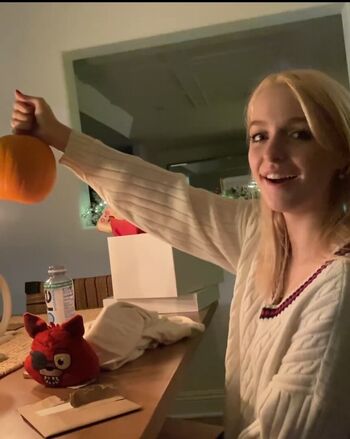 Full leaked Mckenna grace  page private onlyfans photo