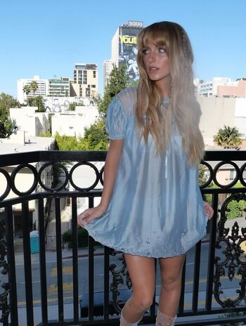 Full leaked Mckenna grace page private onlyfans photo