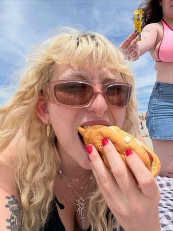 Full leaked Mckenzie iazzetta private onlyfans photo