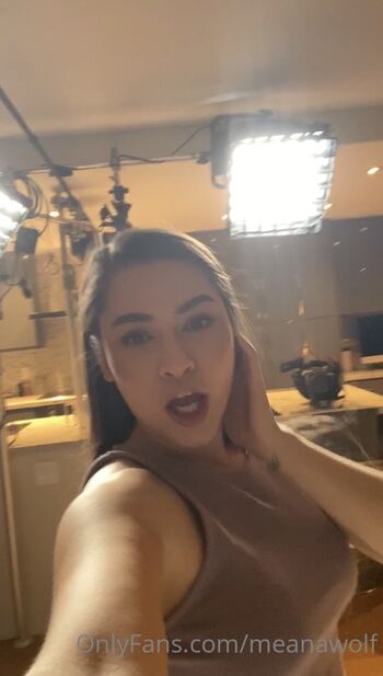 Full leaked Meana wolf private onlyfans photo