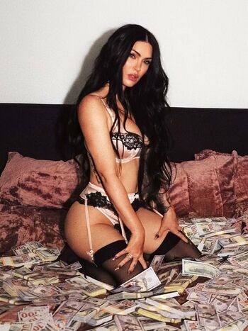 Full leaked Megan fox private onlyfans photo