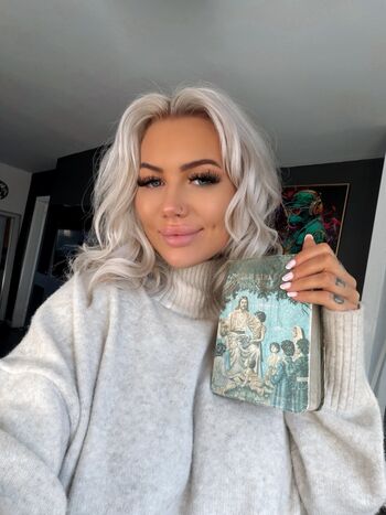 Full leaked Megan louise private onlyfans photo