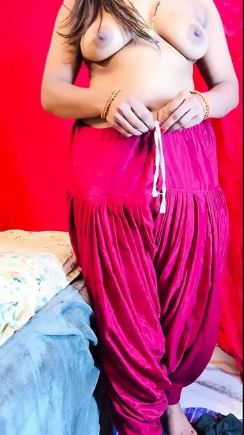 Full leaked Mehak private onlyfans photo