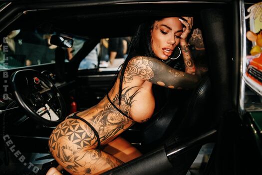 Meli Lakic (Melinkbubblebutt)