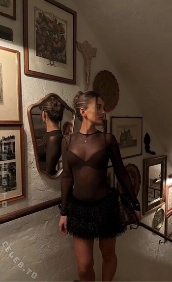 Full leaked Mell richards private onlyfans photo