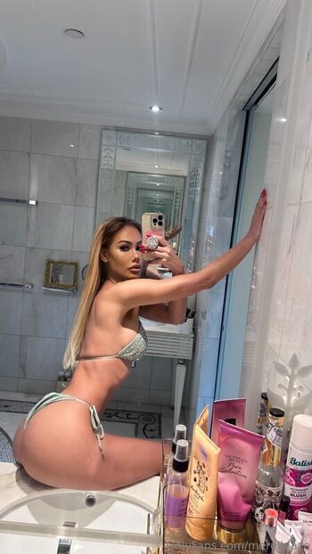 Full leaked Merelblaze private onlyfans photo