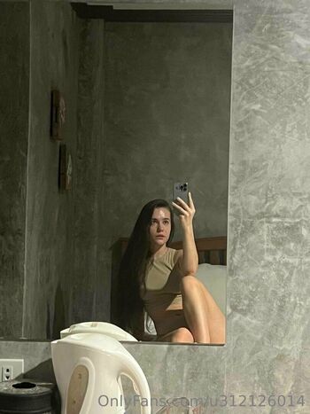 Full leaked Meridianaua private onlyfans photo