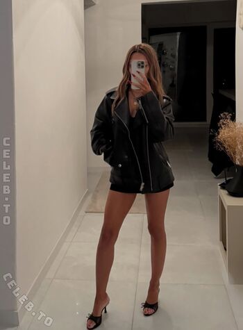 Full leaked Merve ozkan private onlyfans photo