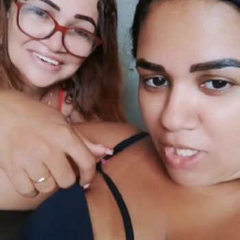Mães Em Live E Filho Atrapalhando