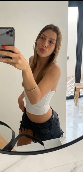 Full leaked Mia de angel private onlyfans photo