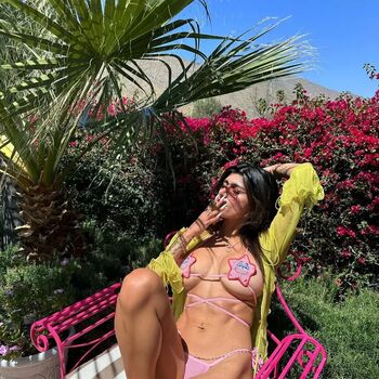 Full leaked Mia gmez private onlyfans photo