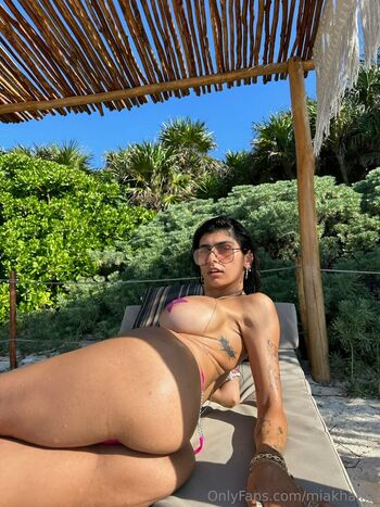 Full leaked Mia khalifa page private onlyfans photo
