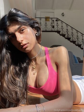 Full leaked Mia khalifa page private onlyfans photo