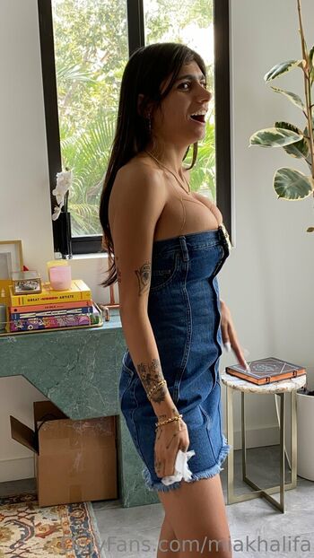 Full leaked Mia khalifa page private onlyfans photo