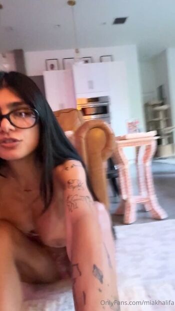 Full leaked Mia khalifa  page private onlyfans photo