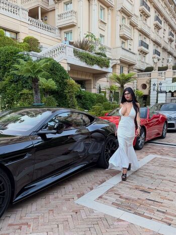 Full leaked Mia khalifa private onlyfans photo