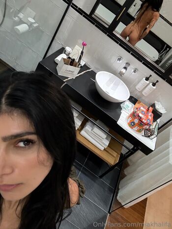 Full leaked Mia khalifa  page private onlyfans photo