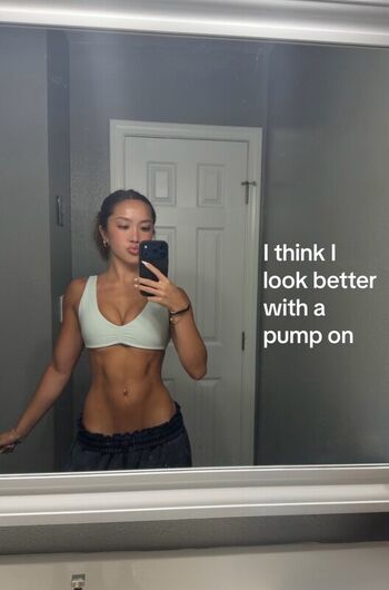 Full leaked Mia kuo private onlyfans photo