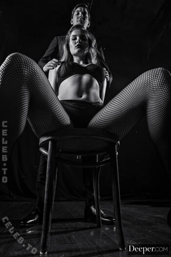 Full leaked Mia melano page private onlyfans photo