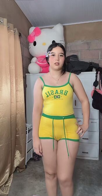 Full leaked Mia millon private onlyfans photo
