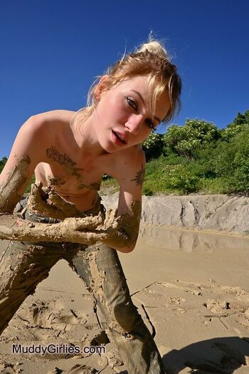 Mia Shy