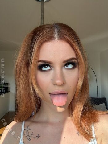 Full leaked Mia stone private onlyfans photo