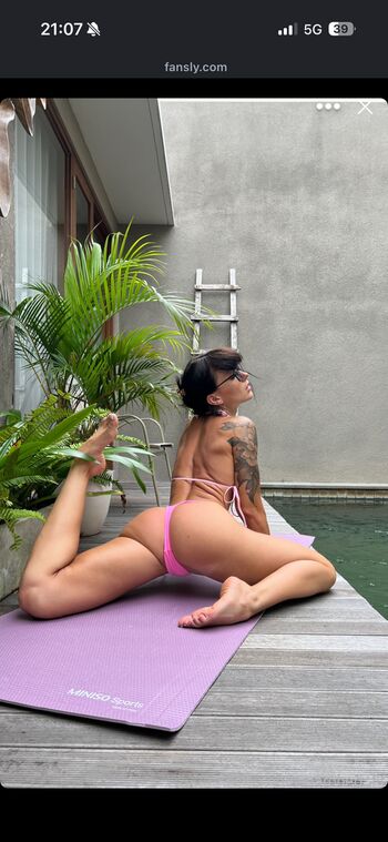 Full leaked Mia wallace fit private onlyfans photo
