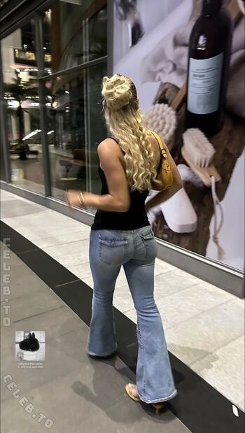 Full leaked Mia werner private onlyfans photo