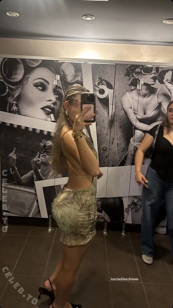 Full leaked Mia werner private onlyfans photo