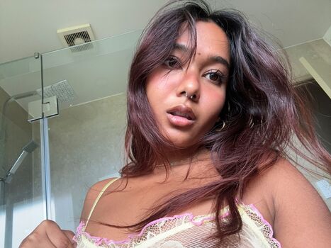 Full leaked Mia z page private onlyfans photo