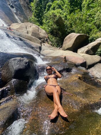 Full leaked Mia z page private onlyfans photo