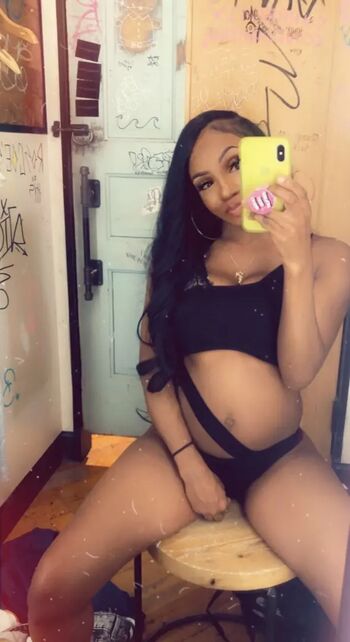Full leaked Miaashley private onlyfans photo