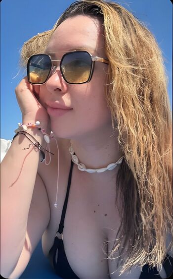Full leaked Miabellydancerofficial private onlyfans photo