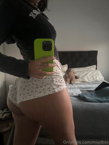 Full leaked Miadbss private onlyfans photo