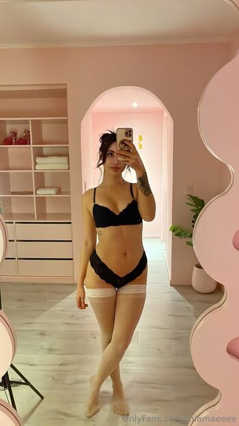 Full leaked Miamaeeee private onlyfans photo