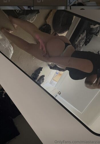 Full leaked Miastarzia private onlyfans photo