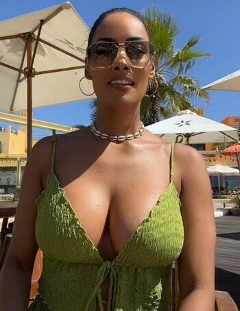 Full leaked Micaela reis page private onlyfans photo