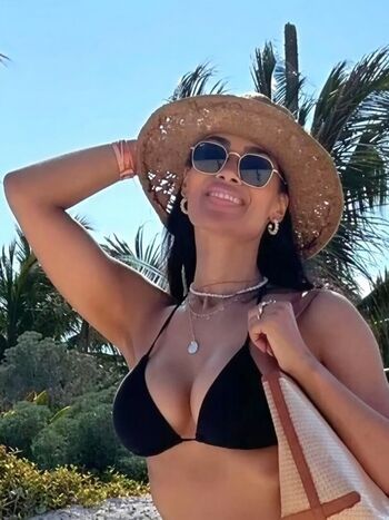 Full leaked Micaela reis page private onlyfans photo