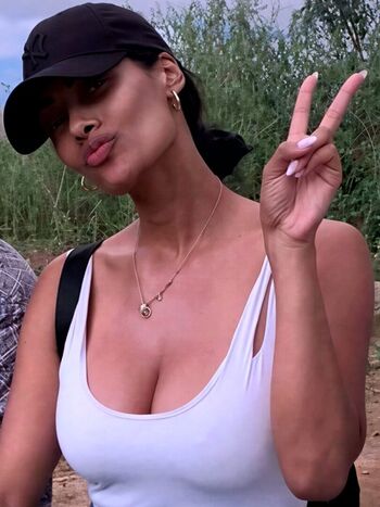 Full leaked Micaela reis page private onlyfans photo