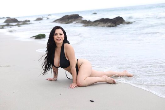 Full leaked Michellealdrete private onlyfans photo