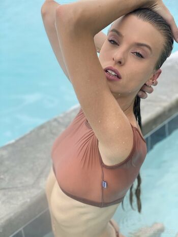 Full leaked Microminimus private onlyfans photo
