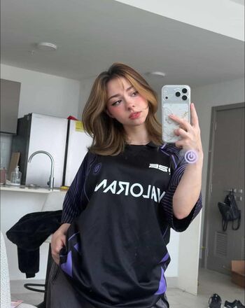 Full leaked Mictia private onlyfans photo