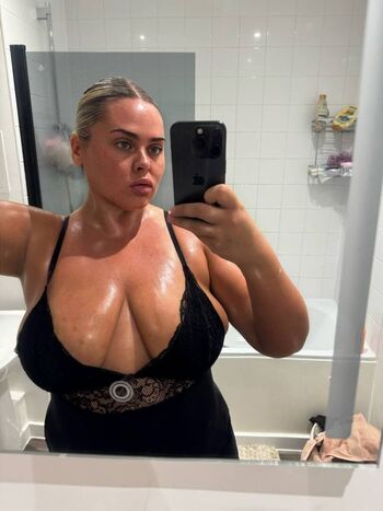 Full leaked Midnighteliza private onlyfans photo