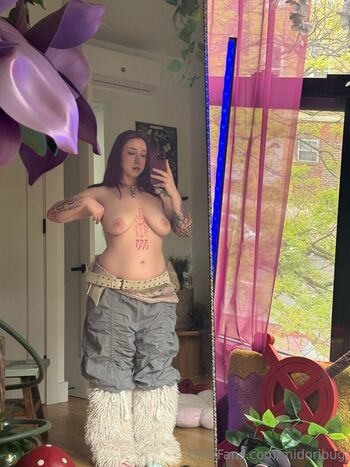 Full leaked Midoribug private onlyfans photo