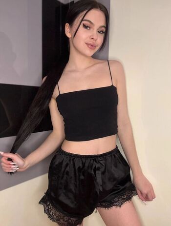 Full leaked Mikaelavela vip private onlyfans photo