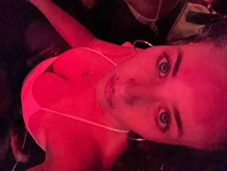 Full leaked Mikaila private onlyfans photo