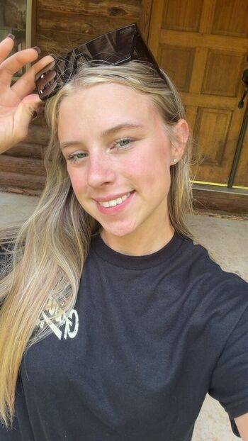 Full leaked Mikaylafanger private onlyfans photo