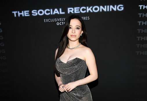 Full leaked Mikey madison page private onlyfans photo