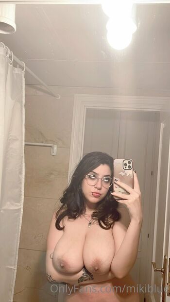 Full leaked Mikiblue private onlyfans photo