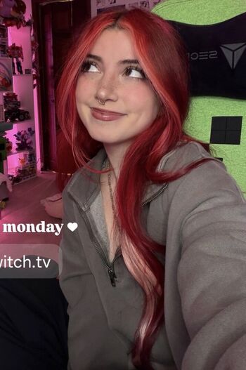 Full leaked Mikiexe private onlyfans photo